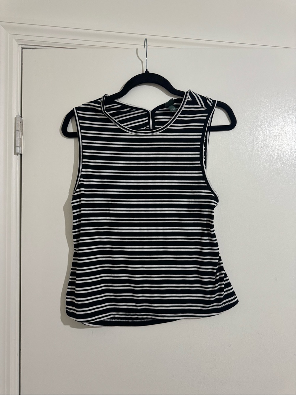 B&W striped tank with open back (fits like large)